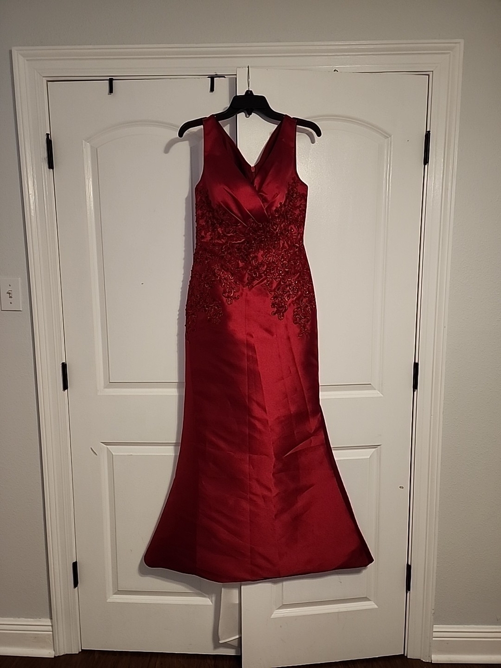 Sleeveless Dark Red Tafetta V-Neck Wedding Formal Mermaid Dress w/ Lace & Jacket